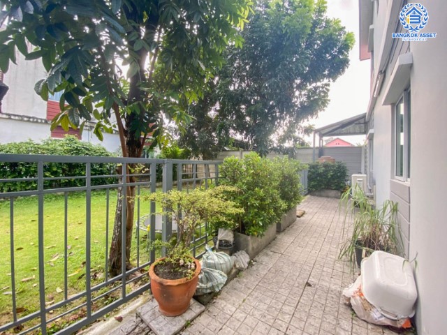 *****ทาวน์เฮ้าส์มือสองย่านนนทบุรี ม.พฤกษาทาวน์เน็กซ์ ติวานนท์-พระราม5 หลังมุม! เนื้อที่มากถึงเกือบ 23 ตร.ว. ตกแต่งใหม่ ฟังก์ชัน 3 ห้องนอน 2 ห้องน้ำ 1 ที่จอดรถ ตัวบ้านติดสวน อากาศถ่ายเทดี บนทำเลติดถ.นครอินทร์ ใกล้รถไฟฟ้าสายสีม่วง "สถานีตลาดบางใหญ่" และทางด่วน